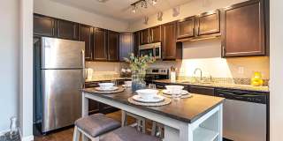 Album Quail Springs - 55+ Senior Living Community Gallery 19