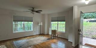 Normaltown, move-in ready. Shorter lease terms available Normaltown, move-in ready. Shorter lease terms available Gallery 6