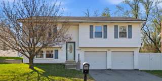 7897 PAVILION DR Gallery 1