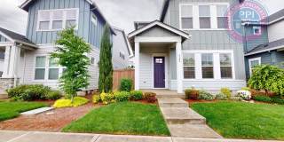 REED'S CROSSING! Luxury Home, Stylish Amenities, Central Air-Conditioning, Close To Nike & Intel REED'S CROSSING! Luxury Home, Stylish Amenities, Central Air-Conditioning, Close To Nike & Intel Gallery 1