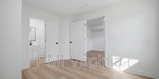 307 North 4th Street Gallery 7