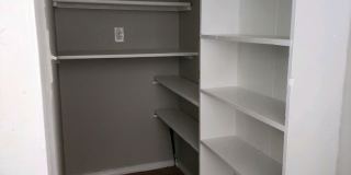 3 Bdrm Oswego! Charming! Updated! Gallery 4