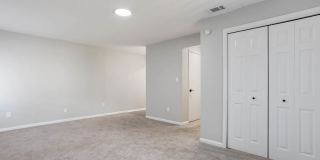 The Onyx Hoover Apartments Gallery 61