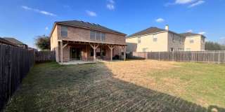 NorthPark / Taylor, TX / 4 bedrooms / Approx 2932 sq. ft. / Refrigerator / Washer & Dryer / New Carpet & Paint Gallery 29