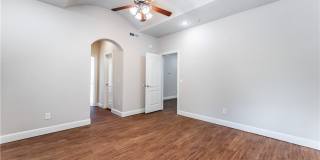604 NW 17th Court Gallery 10