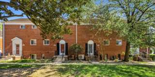 1615 MOUNT EAGLE Place Gallery 44