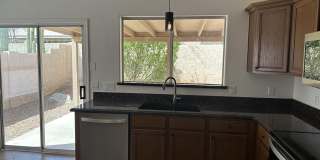 4634 E Grovers Avenue Gallery 8
