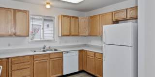 653 Hudson Bay Court Gallery 23