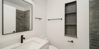 1137 N Francisco Avenue Gallery 7