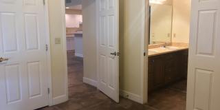 1434 East Elm Street - 2 Gallery 10