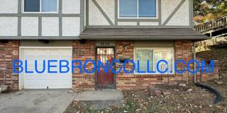 Newly renovated 2 bedroom with fresh paint and new flooring! Gallery 1