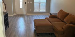 Room in 3 Bedroom Home at Brian William Rd Gallery 4