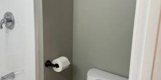 505 East Washington Avenue Gallery 12