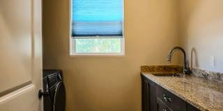 4 Bed, 3 Bath, 3 Car Garage for rent. Small Dog Allowed Gallery 27