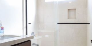 13902 VALLEY VISTA Gallery 8