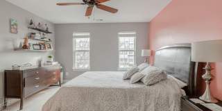 5112 KNAPP Place Gallery 23