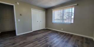 Spacious 1 Bedroom 1 Bath Upstairs Apartment Gallery 19