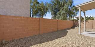 17561 W Banff Lane Gallery 35