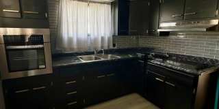 Charming 2BR House in Columbus-Near downtown Gallery 6