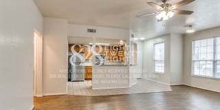 PRELEASING NOW FOR JULY 2026! Amazing 3 Bed/2.5 Bath/2-Car Garage Condo Minutes from Campus! Gallery 14