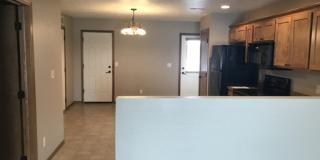 Coming Soon - 2 Bed/1.5 Bath Townhome For Rent!! Coming Soon - 2 Bed/1.5 Bath Townhome For Rent!! Gallery 4