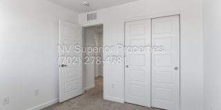 NW! 3 Bedroom Townhouse!! Gated!! Parks!! All Tile Floors Downstairs!! 2 Car Garage!!! Gallery 42