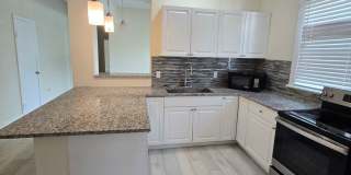 CHARMING 2 BEDROOM 1 BATH APARTMENT HOME - $500 OFF FIRST MONTH RENT! Gallery 5