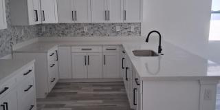 1621 Illinois Street Gallery 6