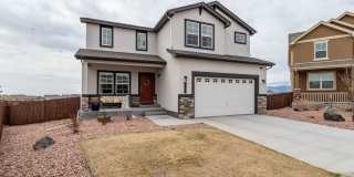 Exquisite 2-Story Home: Luxury Living in Tranquil Cul-de-Sac Setting!! Gallery 3