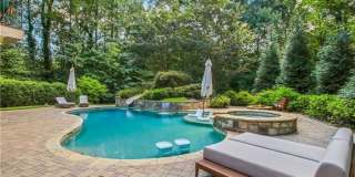 5265 Peachtree Dunwoody Road Gallery 28