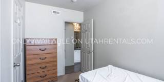 884 E 700 N Gallery 14