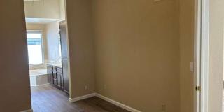 15822 N 5th Avenue Gallery 42