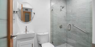 1320-1330 S Juniper Street Gallery 8