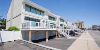 521 W Broadway Gallery 2