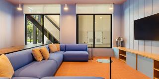 Avenue 34 Gallery 28