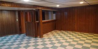 551 Moherman Avenue Gallery 21