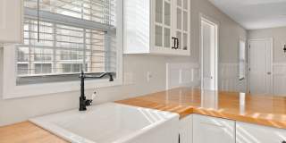 Beautiful 3 BR, 3BA Home-District 1 Schools, Walking Distance to Downtown Inman Gallery 17