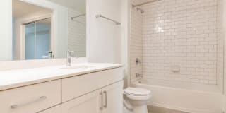 1800 Oak Apartments Gallery 94