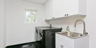 Rarely Available Private Estate in Manoa! Move in Ready! Gallery 23