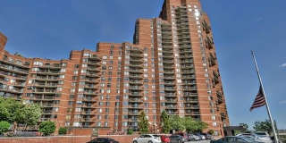 216 Harmon Cove Tower Gallery 1