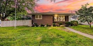 $2300 3 bed 2 bath bungalow Gallery 1