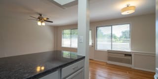 Cardinal Court Apartments Gallery 4