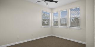 1805 GURSS Place Gallery 25