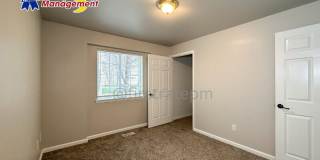 10122 W Garverdale Ln Gallery 11