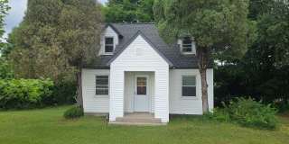Charming Home in the Heart of OMP Wine Country Gallery 1