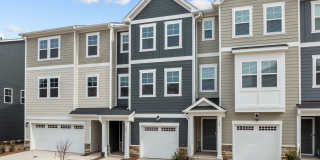 Gorgeous New Construction! Updated Kitchen, SS Appliances, Open Floorplan, Garage, Pet Friendly! Gallery 3