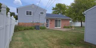 33011 Lynx Street Gallery 4