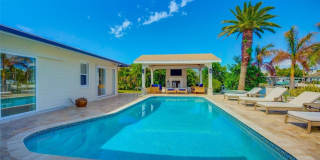 807 SNUG Island Gallery 36
