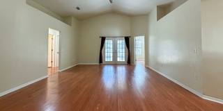 Pet Friendly 3/2 Home in Sorrento Available NOW! *Approved Aplication* Gallery 8