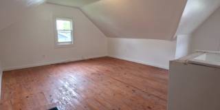 Multi Family Home 3 Bedroom and 1 Bath For Rent Gallery 13